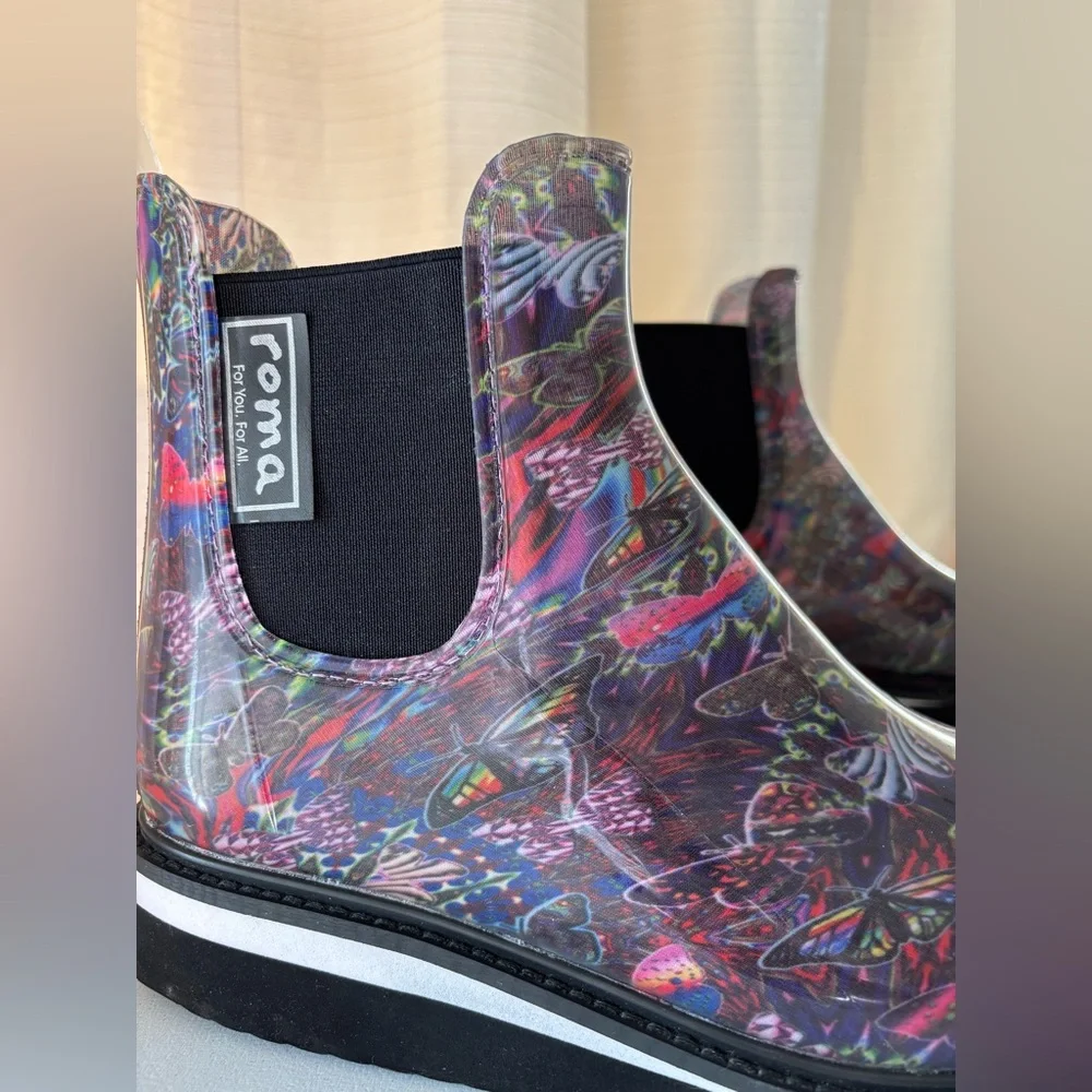 Roma beautiful wearable